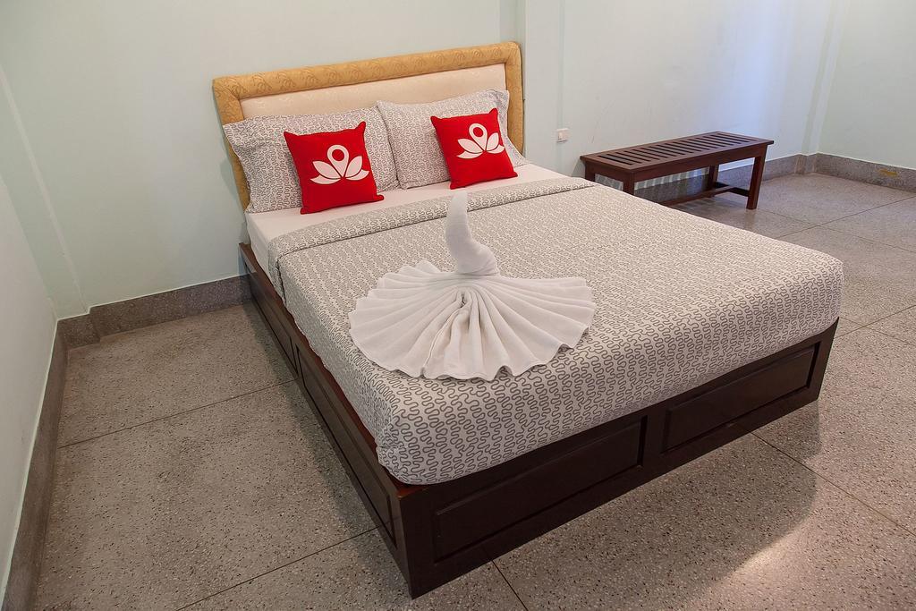 Zen Rooms Siripong Road Банкок Екстериор снимка