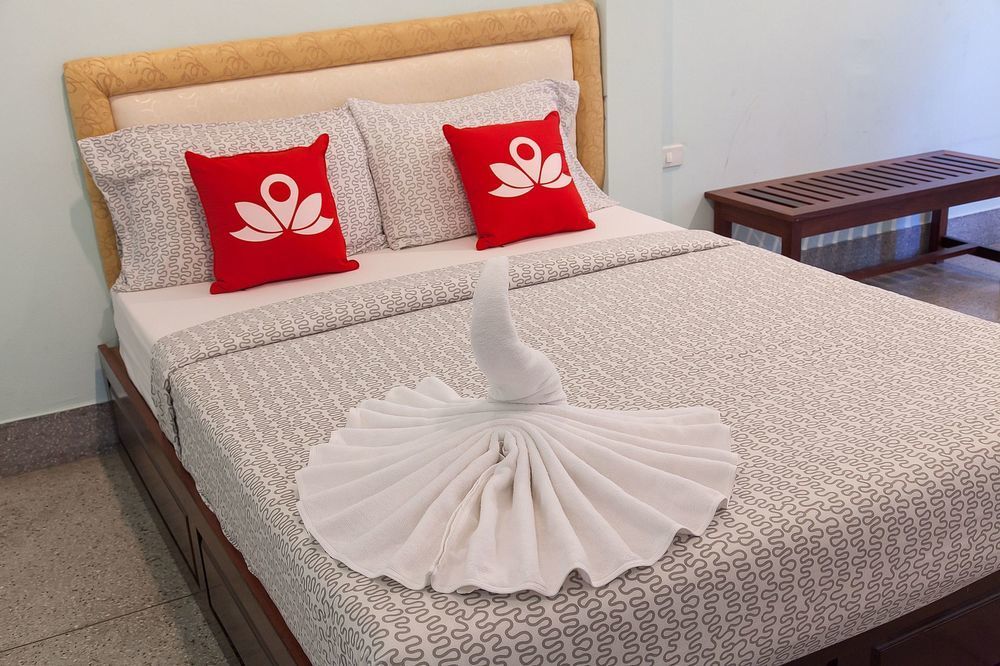 Zen Rooms Siripong Road Банкок Екстериор снимка